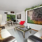 Spanish Steps Art Gallery- 4*