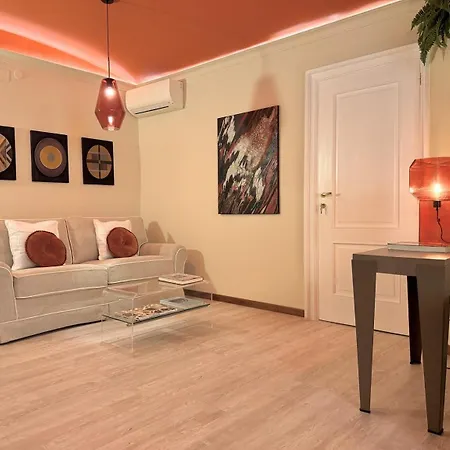 Πανσιόν Spanish Steps Art Gallery- 4*