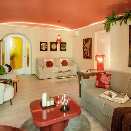 Spanish Steps Art Gallery- 로마